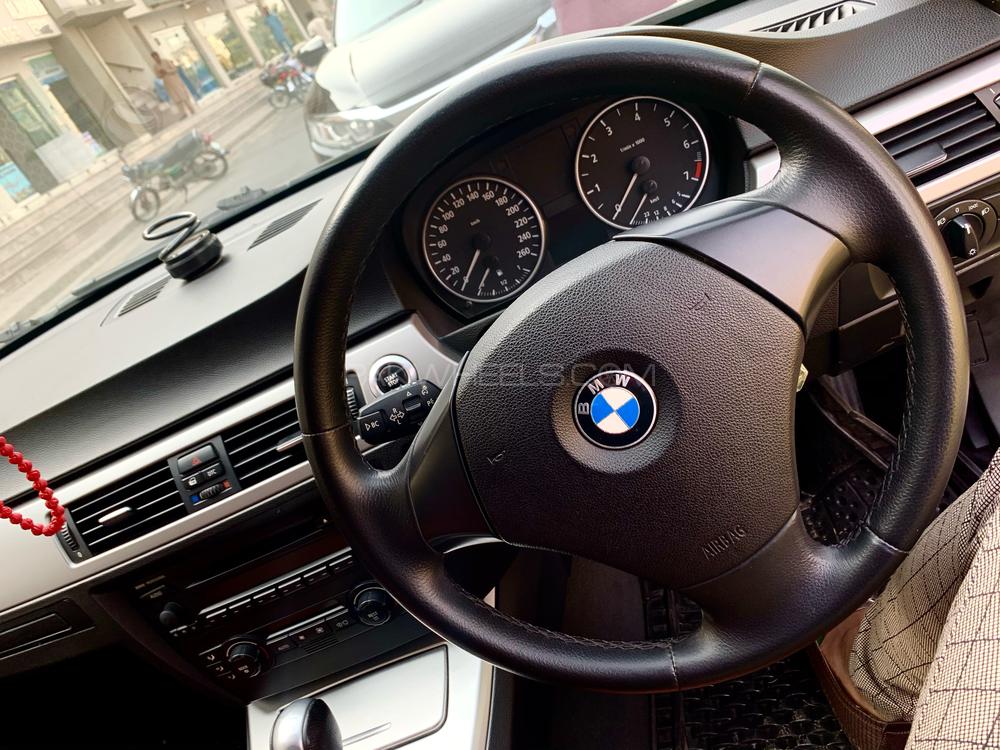 بی ایم ڈبلیو 3 سیریز 2008 for Sale in لاہور بی ایم ڈبلیو 3 سیریز 2008 for Sale in لاہور Image-12