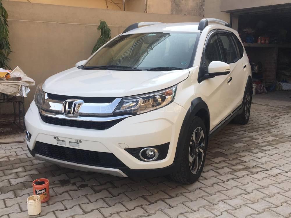 Honda BR-V 2017 for Sale in Sara-E-Alamgir Image-1