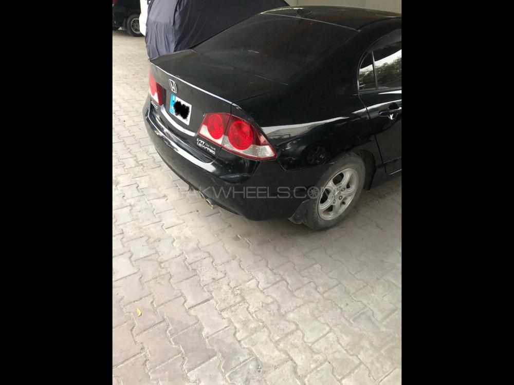 Honda Civic 2010 for Sale in Multan Image-1