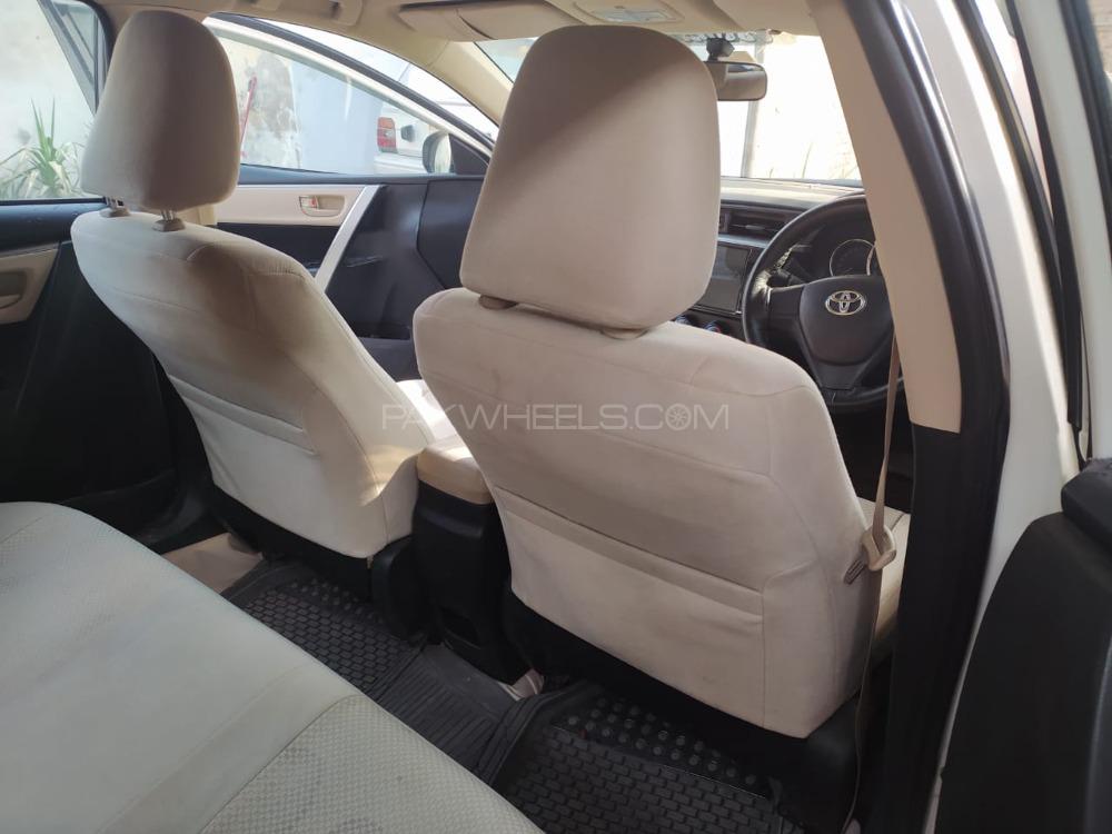 Toyota Corolla 2014 for Sale in Peshawar Toyota Corolla 2014 for Sale in Peshawar Image-8