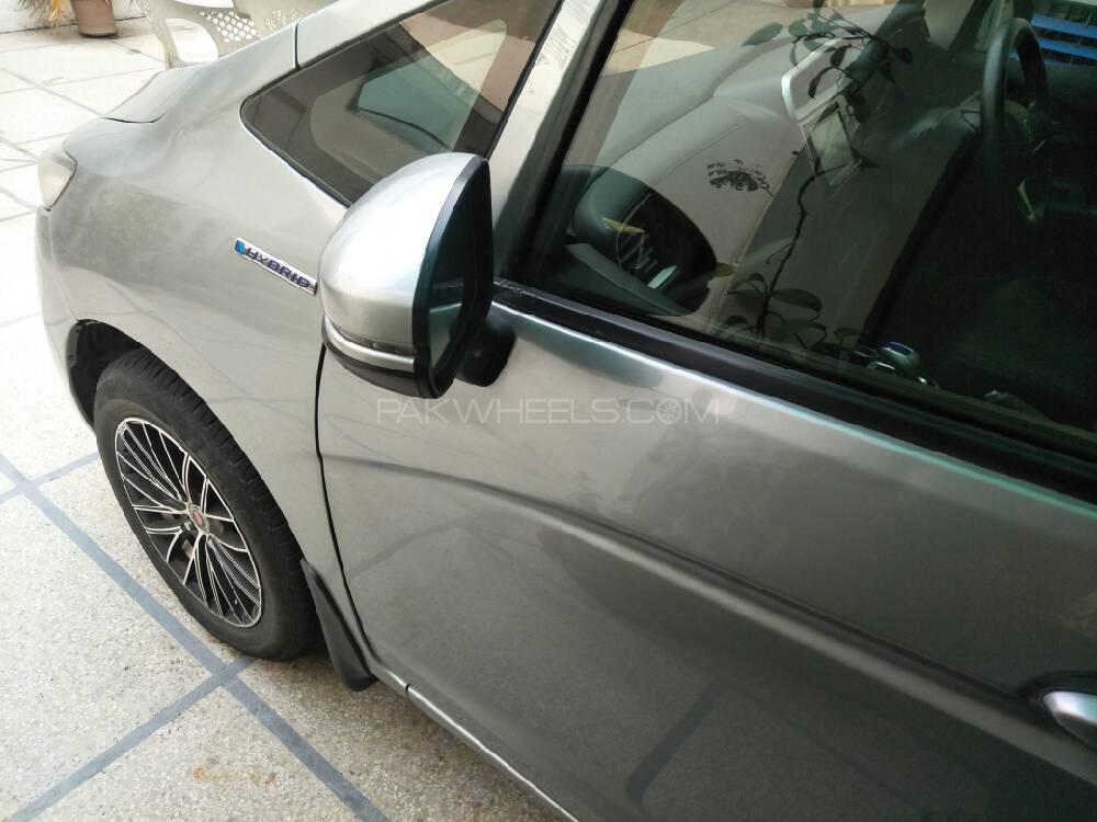 Honda Fit 2014 for Sale in Lahore Honda Fit 2014 for Sale in Lahore Image-5