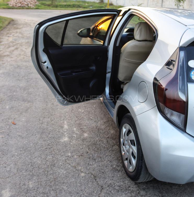 Toyota Aqua 2015 for Sale in Multan Toyota Aqua 2015 for Sale in Multan Image-5