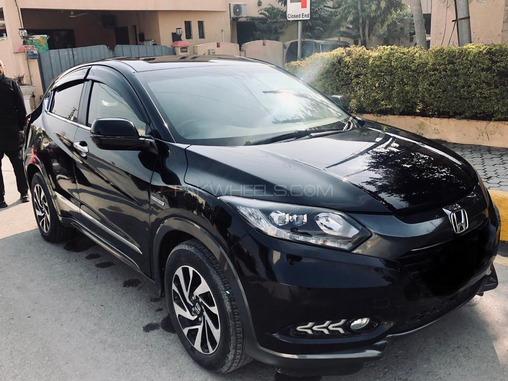 Honda Vezel 2014 for Sale in Rawalpindi Image-1