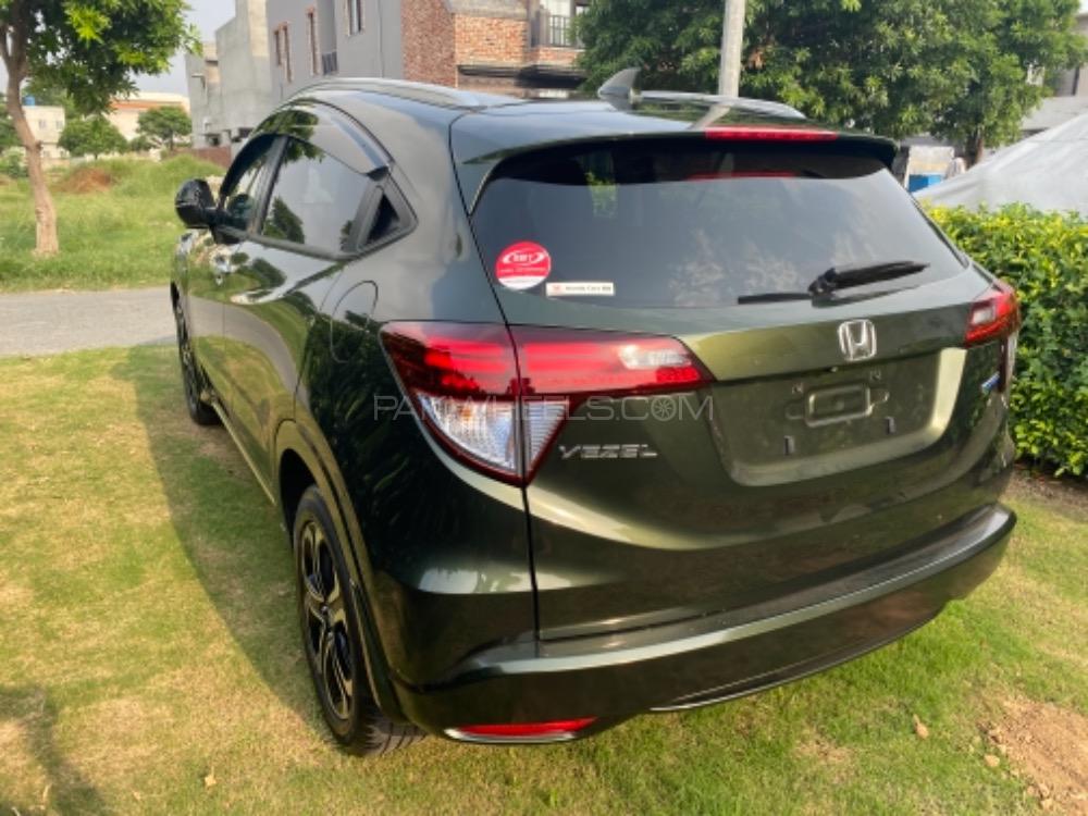 Honda Vezel 2016 for Sale in Lahore Honda Vezel 2016 for Sale in Lahore Image-2