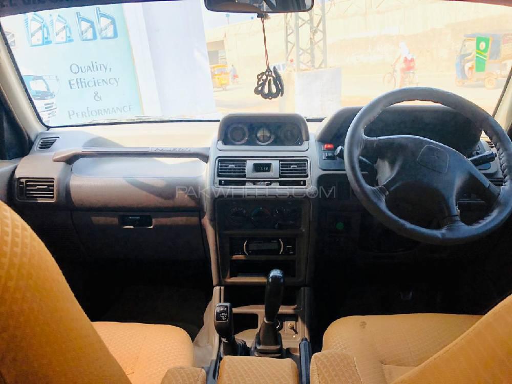 Mitsubishi Pajero 1998 for Sale in Khushab Mitsubishi Pajero 1998 for Sale in Khushab Image-4