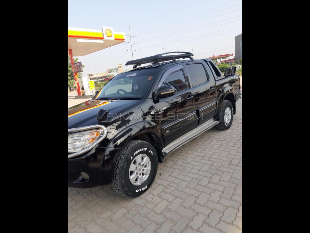 Toyota Hilux 2011 for Sale in Haripur Toyota Hilux 2011 for Sale in Haripur Image-4