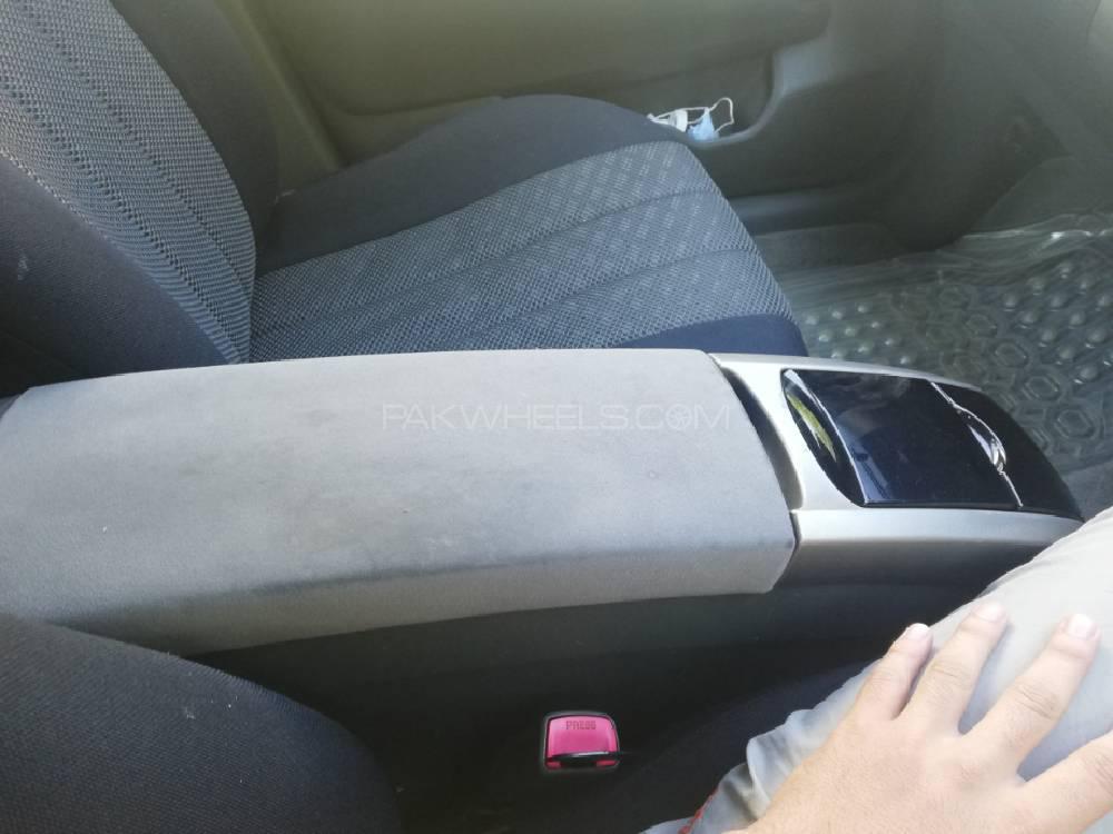 ٹویوٹا پریوس 2007 for Sale in راولپنڈی ٹویوٹا پریوس 2007 for Sale in راولپنڈی Image-6