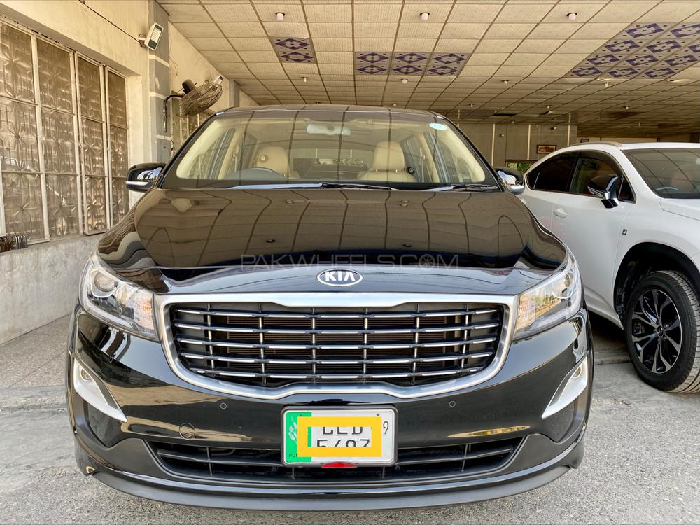 KIA Carnival 2019 for Sale in Lahore Image-1
