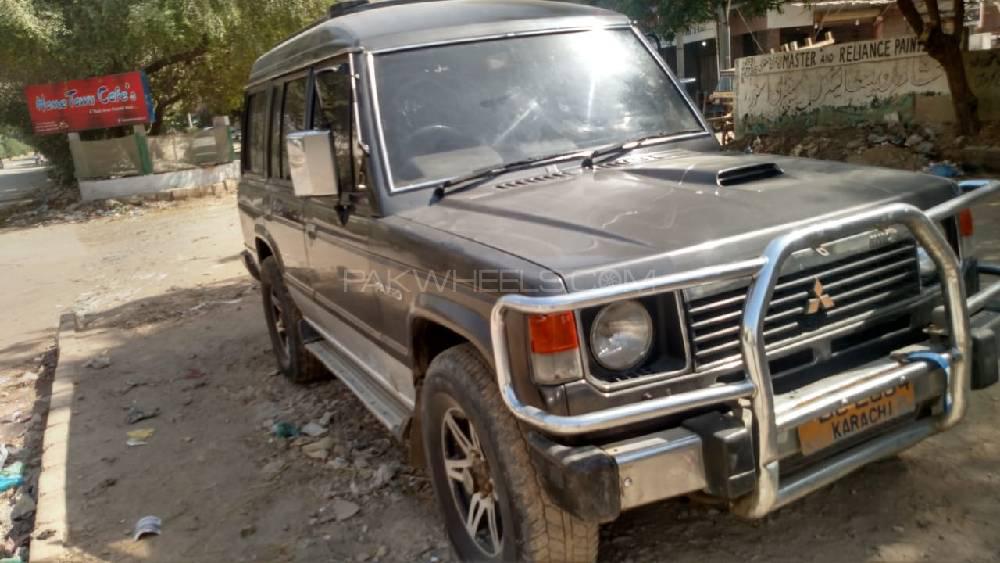 Mitsubishi Pajero 1990 for Sale in Karachi Mitsubishi Pajero 1990 for Sale in Karachi Image-3