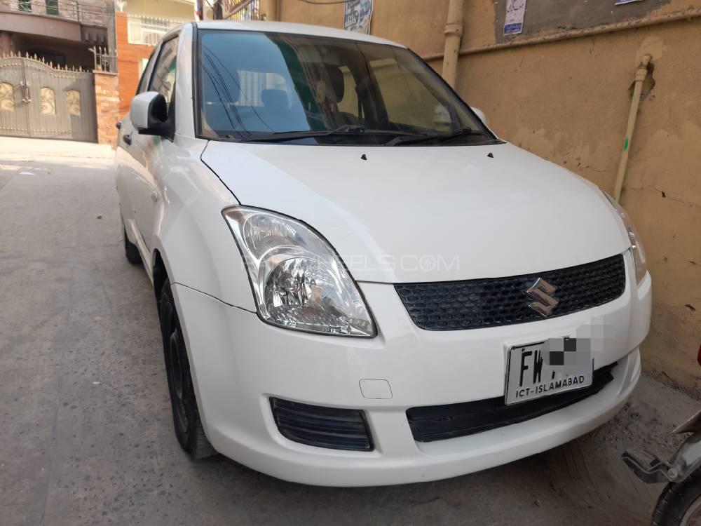 Suzuki Swift 2015 for Sale in Lahore Image-1