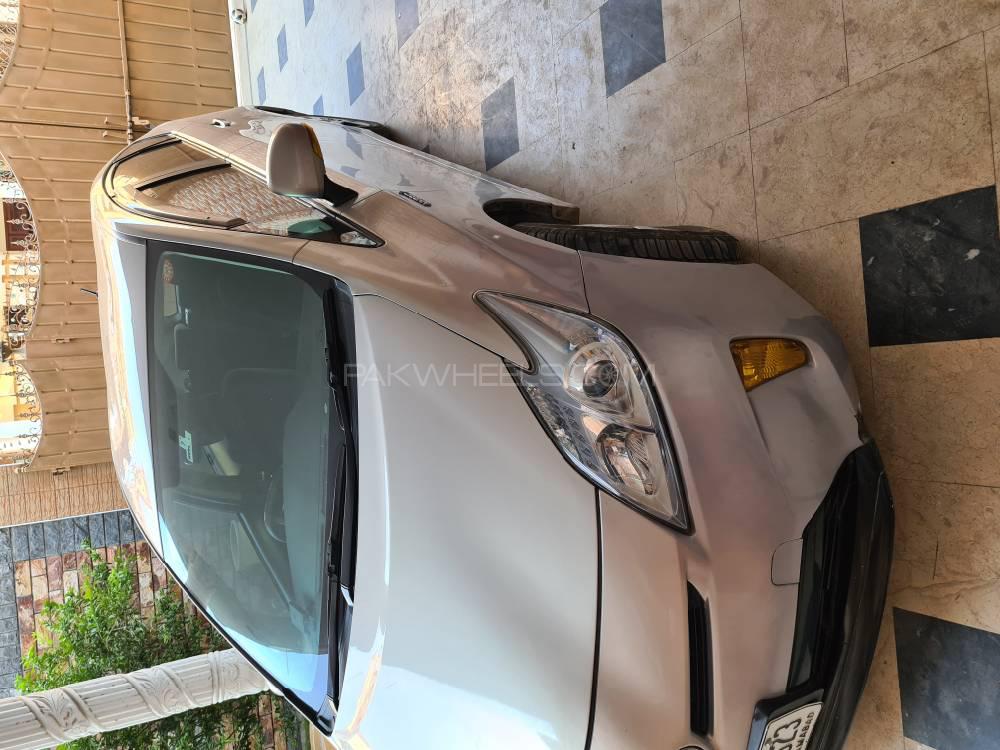 Toyota Prius 2014 for Sale in Gujrat Toyota Prius 2014 for Sale in Gujrat Image-6