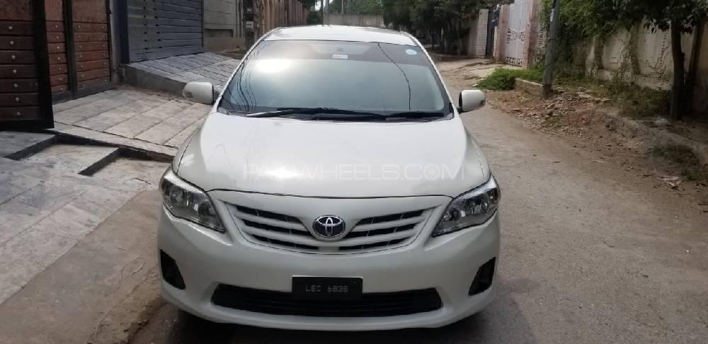 Toyota Corolla 2014 for Sale in Peshawar Image-1