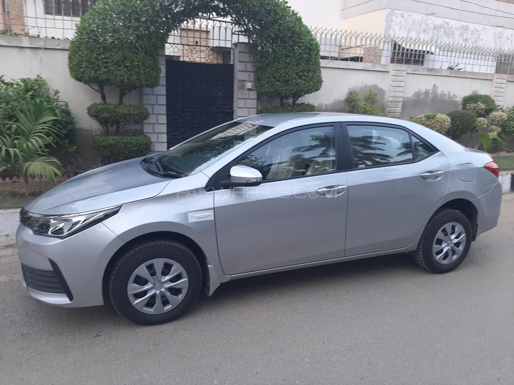 Toyota Corolla 2020 for Sale in Karachi Image-1