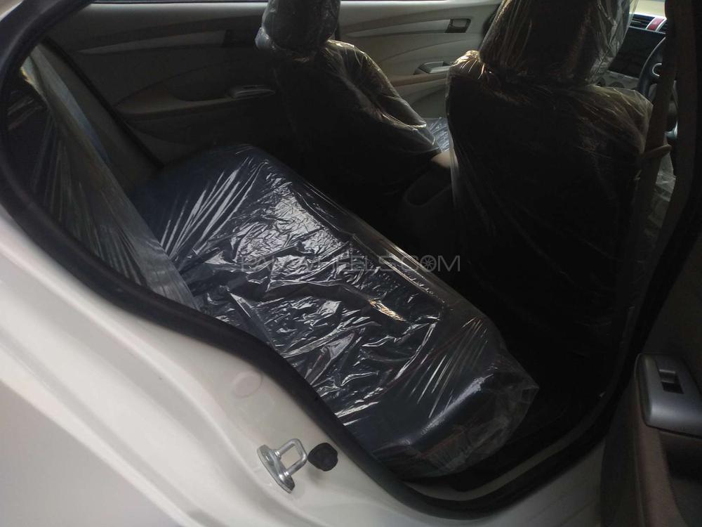 Honda City 2017 for Sale in Karachi Honda City 2017 for Sale in Karachi Image-10