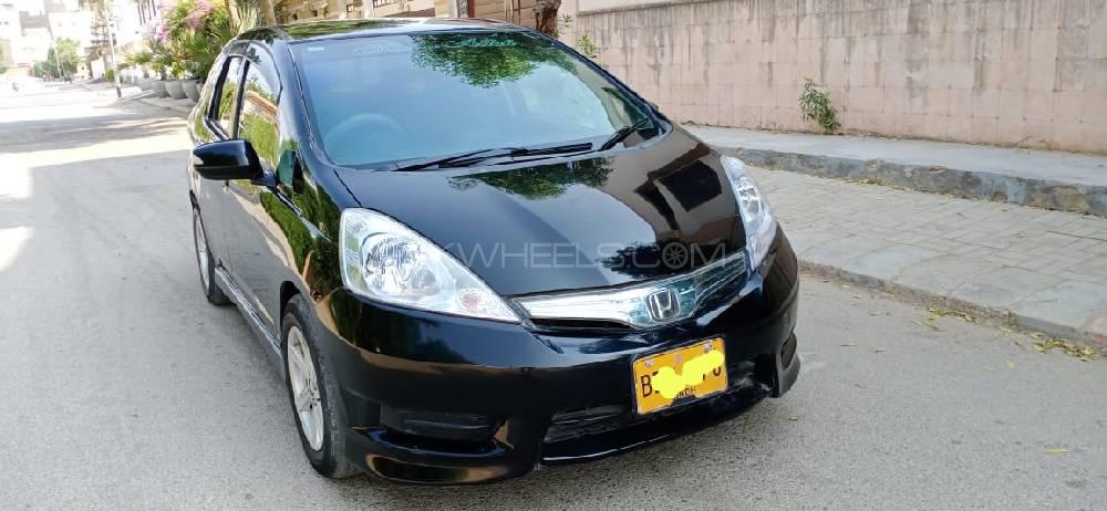 Honda Fit 2011 for Sale in Karachi Honda Fit 2011 for Sale in Karachi Image-2