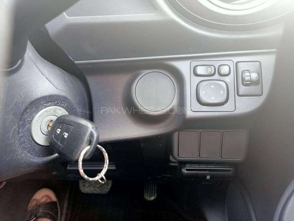 Toyota Aqua 2017 for Sale in Islamabad Toyota Aqua 2017 for Sale in Islamabad Image-15