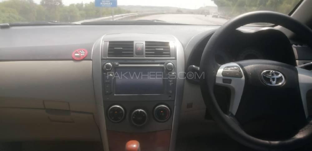 Toyota Corolla 2013 for Sale in Peshawar Image-1