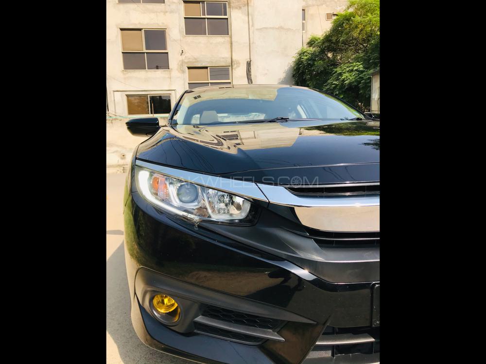 Honda Civic 2018 for Sale in Lahore Image-1