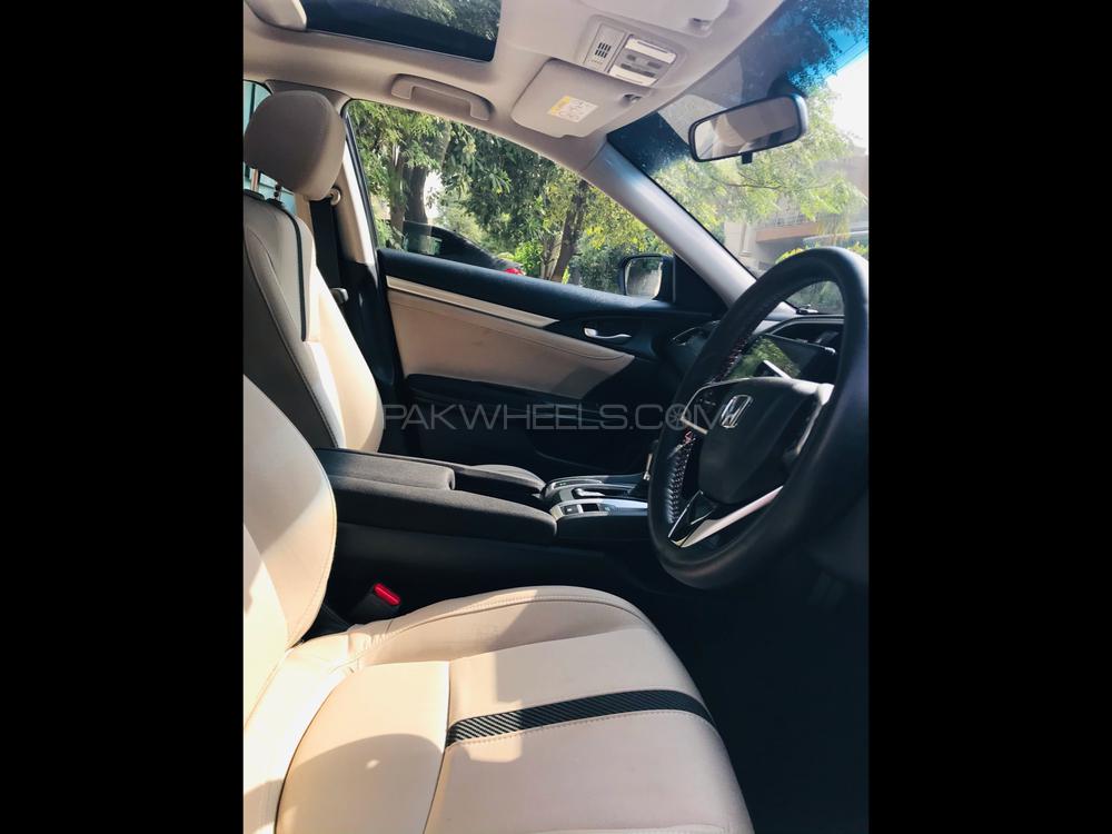 Honda Civic 2018 for Sale in Lahore Honda Civic 2018 for Sale in Lahore Image-6