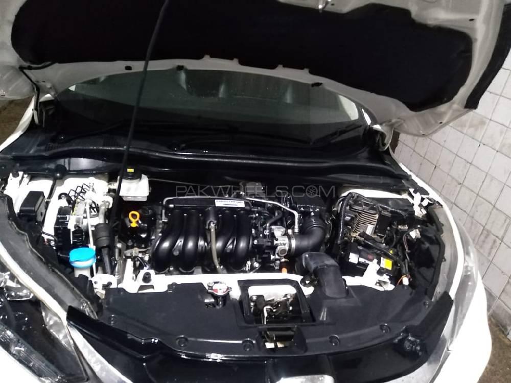 ہونڈا ویزِل 2014 for Sale in کراچی ہونڈا ویزِل 2014 for Sale in کراچی Image-5
