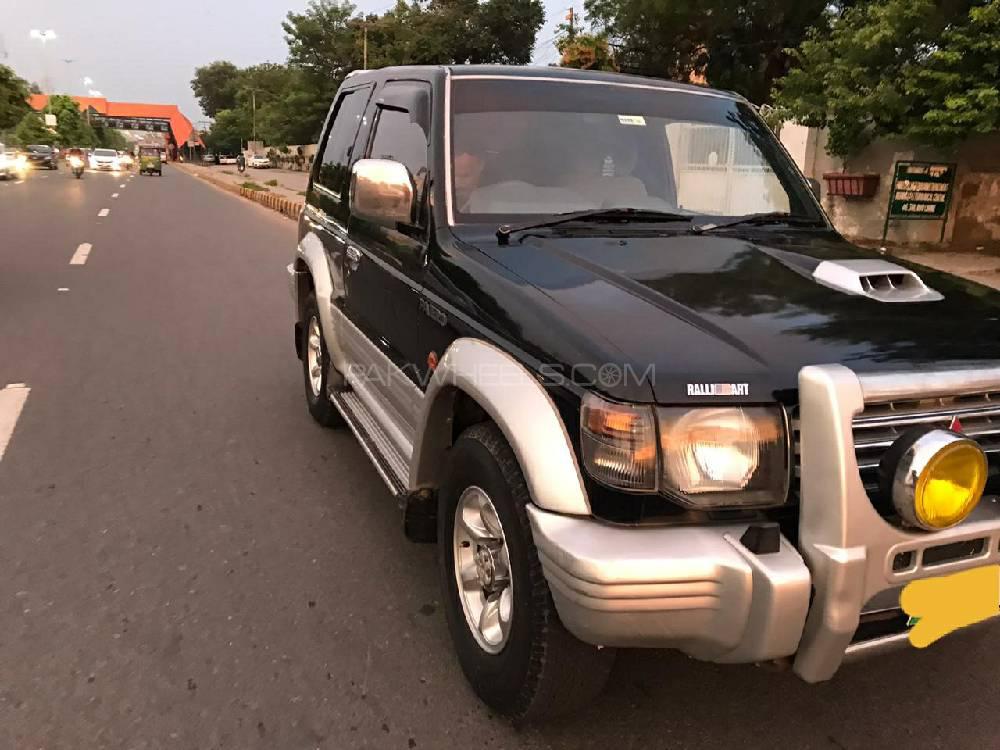Mitsubishi Pajero 1992 for Sale in Lahore Mitsubishi Pajero 1992 for Sale in Lahore Image-6