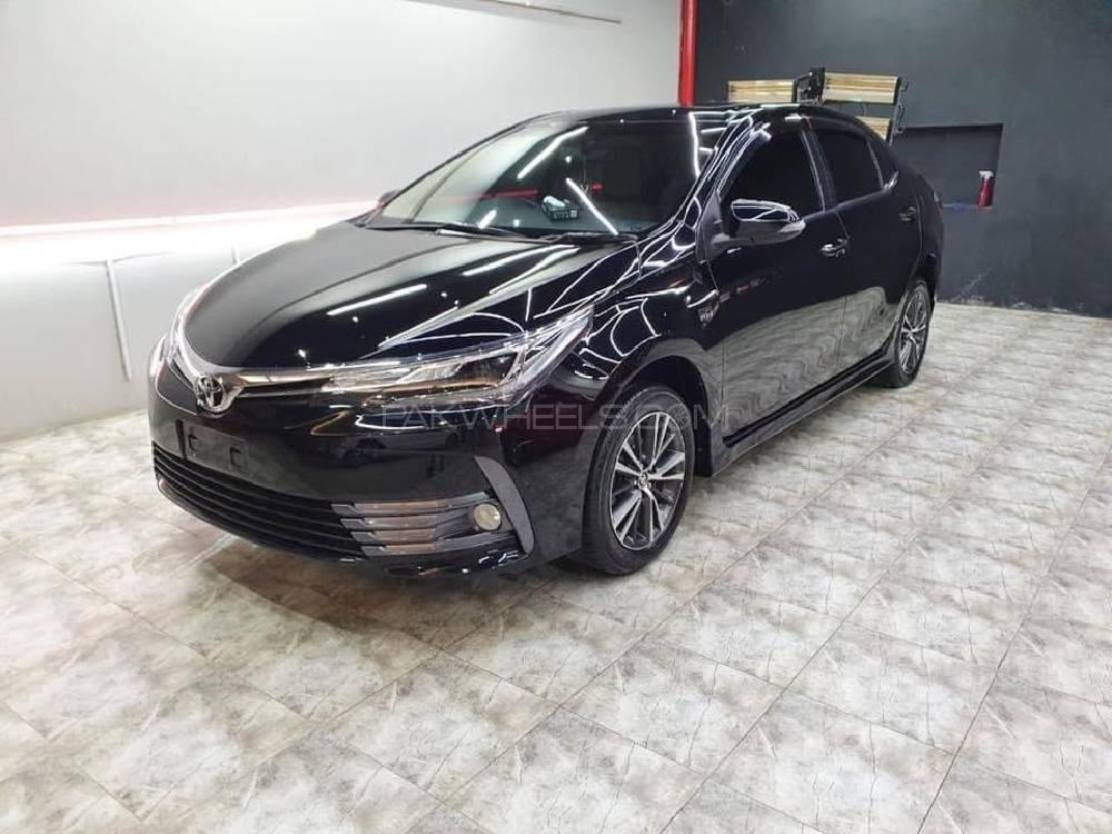 Toyota Corolla 2018 for Sale in Nowshera Virka Toyota Corolla 2018 for Sale in Nowshera Virka Image-6
