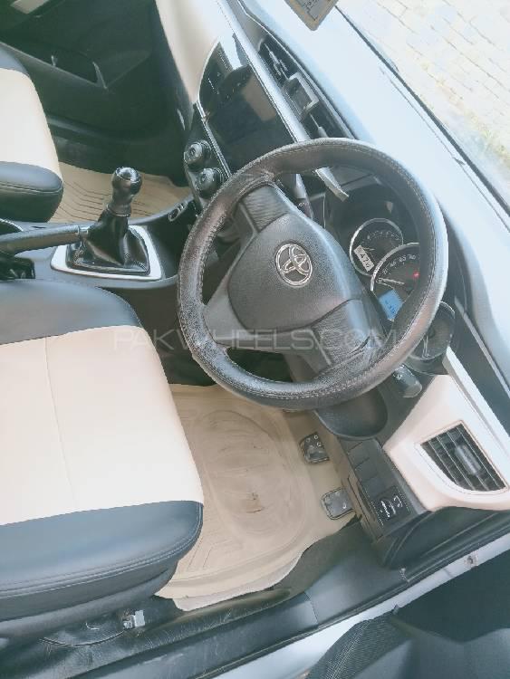 Toyota Corolla 2017 for Sale in Sialkot Toyota Corolla 2017 for Sale in Sialkot Image-4
