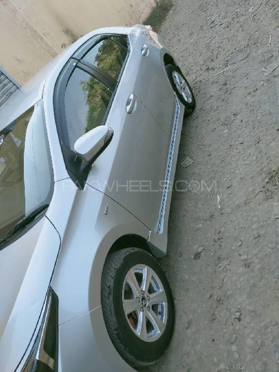 Toyota Corolla 2017 for Sale in Sialkot Toyota Corolla 2017 for Sale in Sialkot Image-6