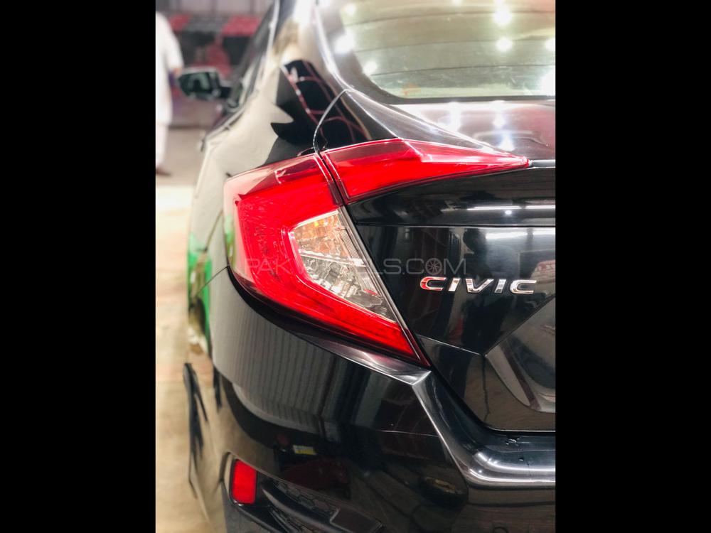 Honda Civic 2016 for Sale in Multan Image-1