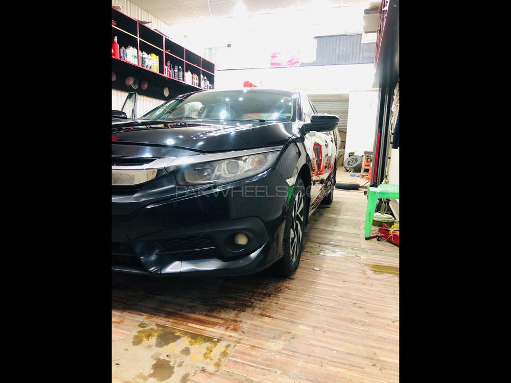 Honda Civic 2016 for Sale in Multan Honda Civic 2016 for Sale in Multan Image-2