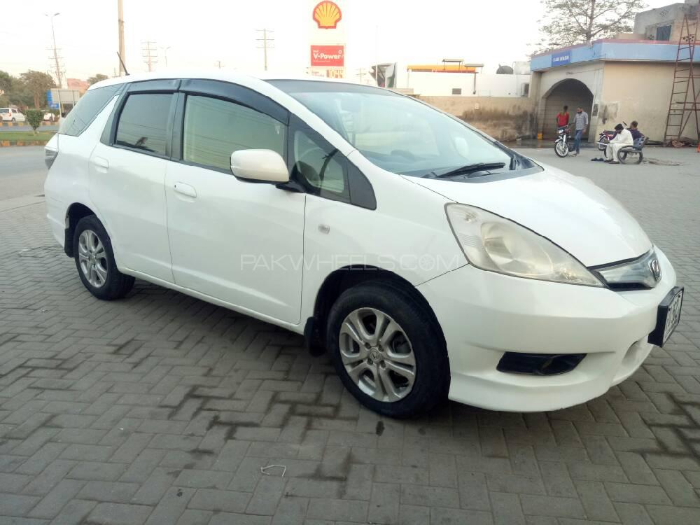 Honda Fit 2012 for Sale in Lahore Honda Fit 2012 for Sale in Lahore Image-14