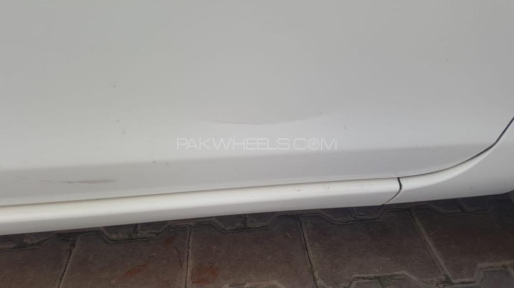 ٹویوٹا اکوا 2014 for Sale in پشاور ٹویوٹا اکوا 2014 for Sale in پشاور Image-11