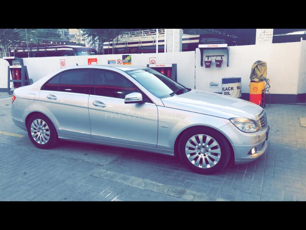 Mercedes Benz C Class 2008 for Sale in Lahore Image-1