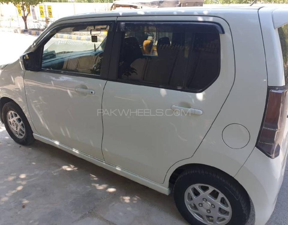 Suzuki Wagon R 2014 for Sale in Bahawalpur Suzuki Wagon R 2014 for Sale in Bahawalpur Image-4