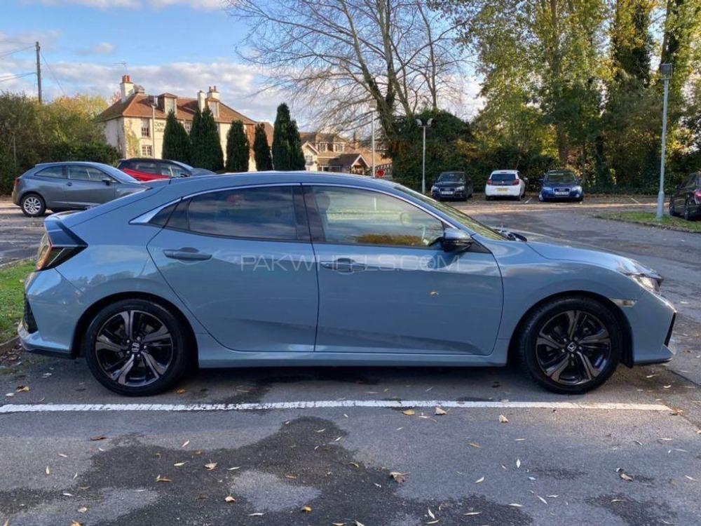 Honda Civic 2018 for Sale in Rawalpindi Honda Civic 2018 for Sale in Rawalpindi Image-3