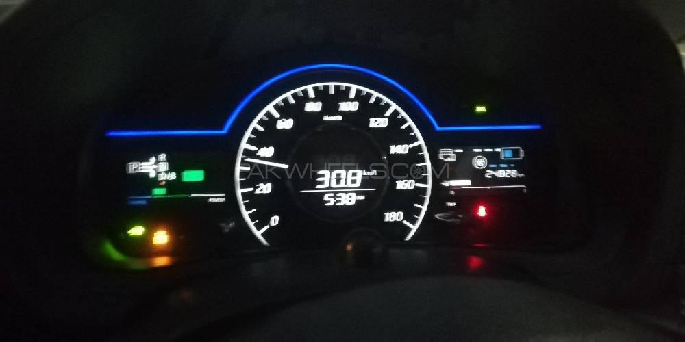 Nissan Note 2017 for Sale in Lahore Nissan Note 2017 for Sale in Lahore Image-11