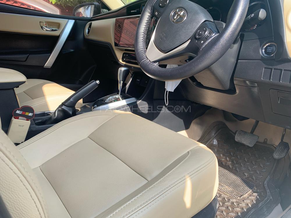 Toyota Corolla 2018 for Sale in Sialkot Toyota Corolla 2018 for Sale in Sialkot Image-3