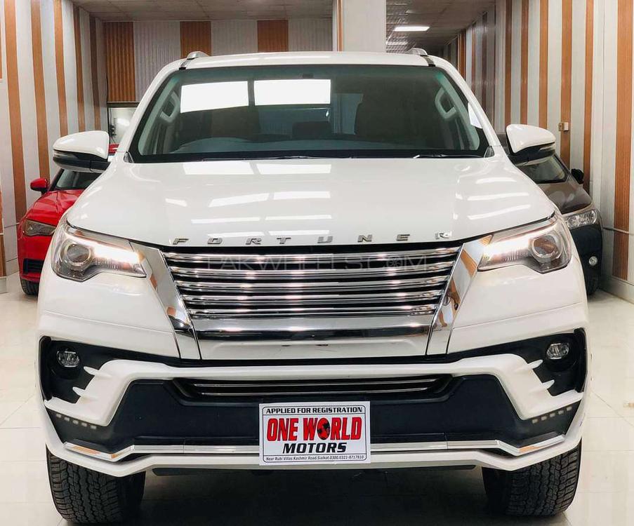 Toyota Fortuner 2019 for Sale in Sialkot Image-1