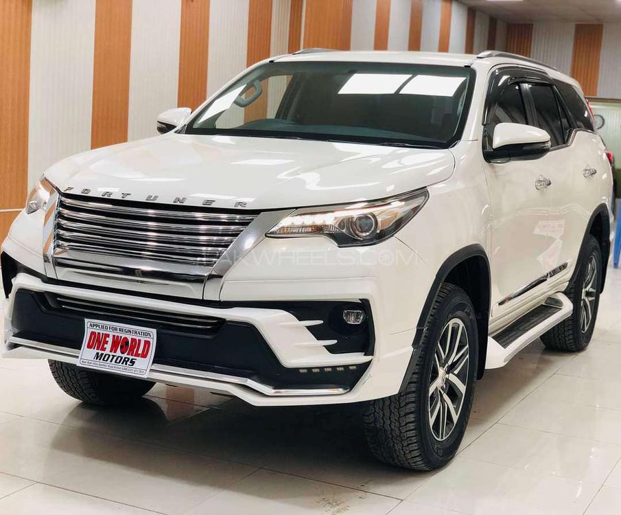 Toyota Fortuner 2019 for Sale in Sialkot Toyota Fortuner 2019 for Sale in Sialkot Image-2