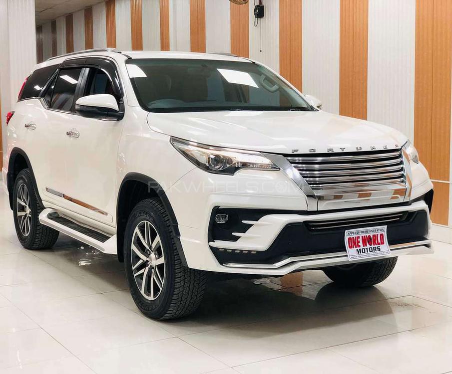 Toyota Fortuner 2019 for Sale in Sialkot Toyota Fortuner 2019 for Sale in Sialkot Image-3