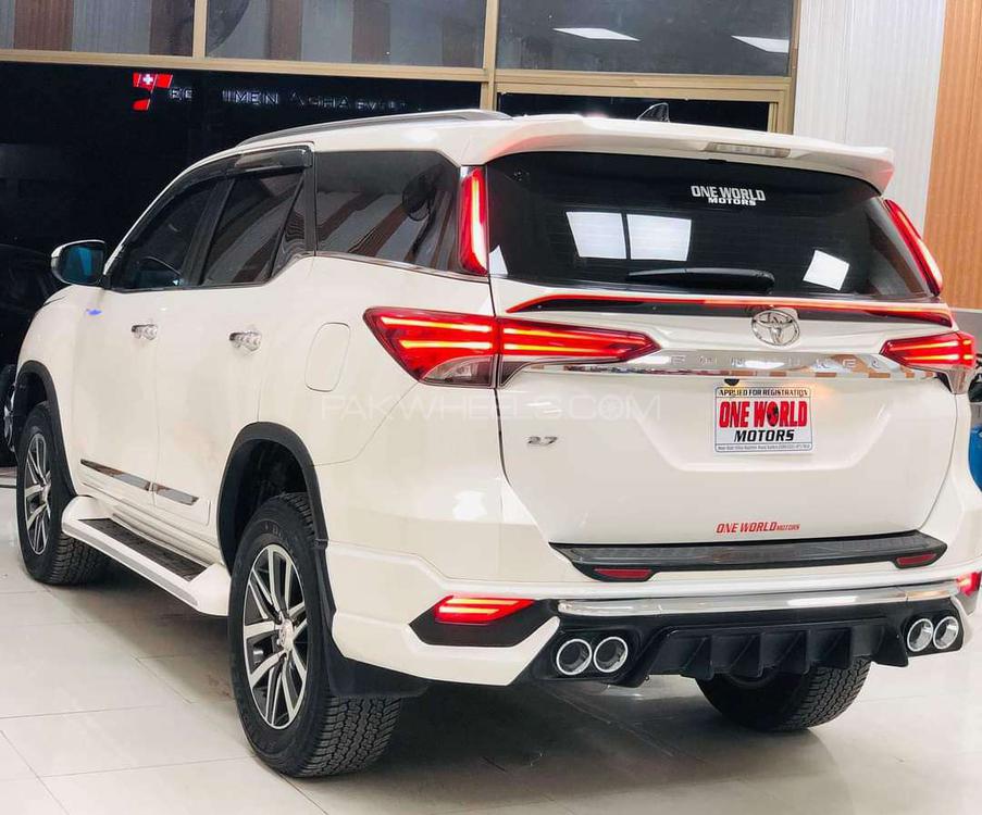 Toyota Fortuner 2019 for Sale in Sialkot Toyota Fortuner 2019 for Sale in Sialkot Image-4