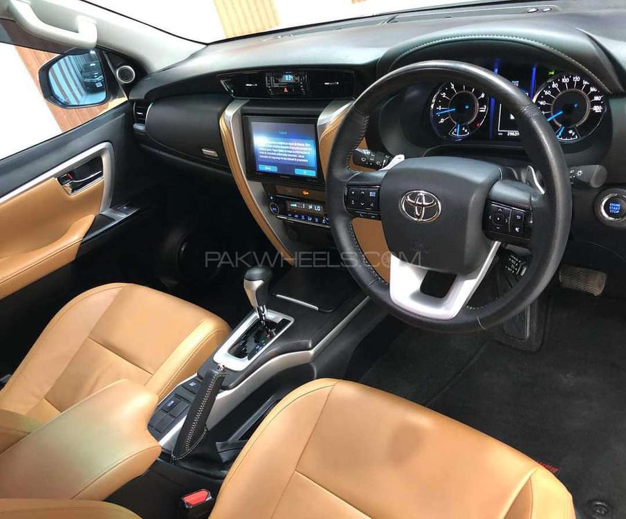 Toyota Fortuner 2019 for Sale in Sialkot Toyota Fortuner 2019 for Sale in Sialkot Image-7