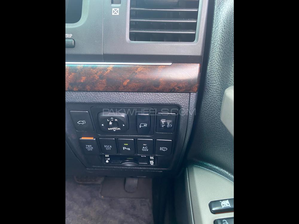 Toyota Land Cruiser 2010 for Sale in Islamabad Toyota Land Cruiser 2010 for Sale in Islamabad Image-11