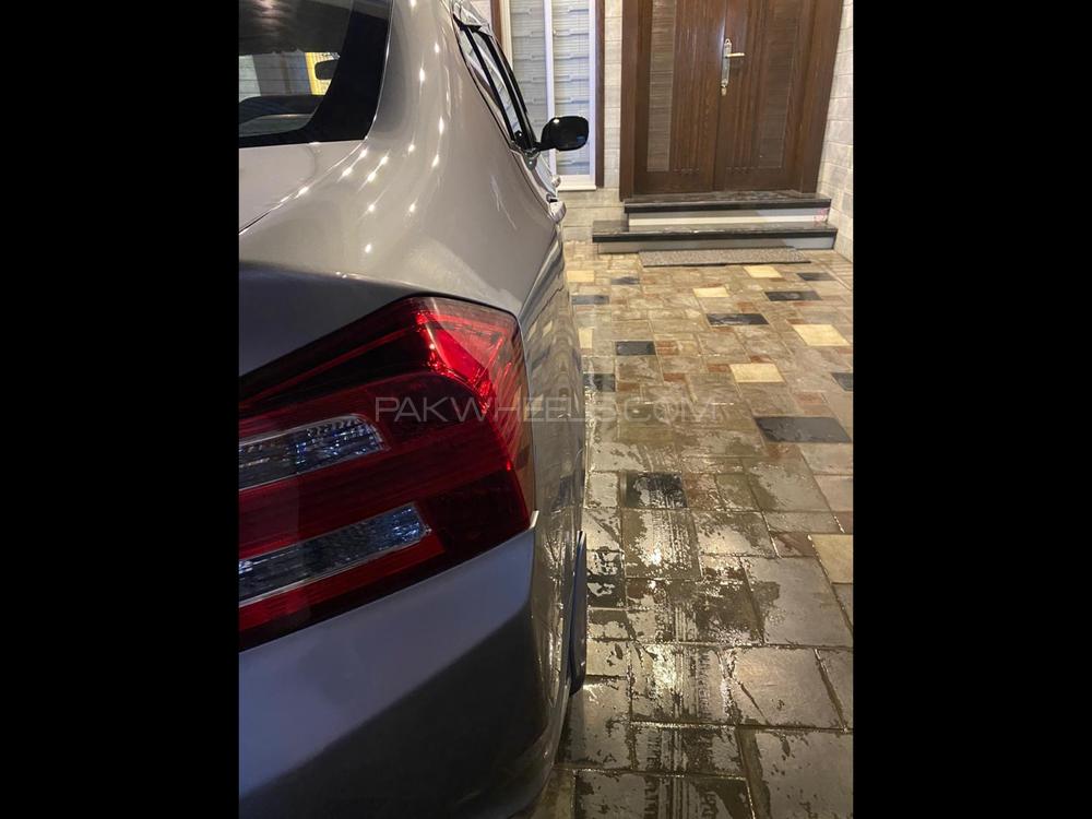 Honda City 2018 for Sale in Lahore Image-1
