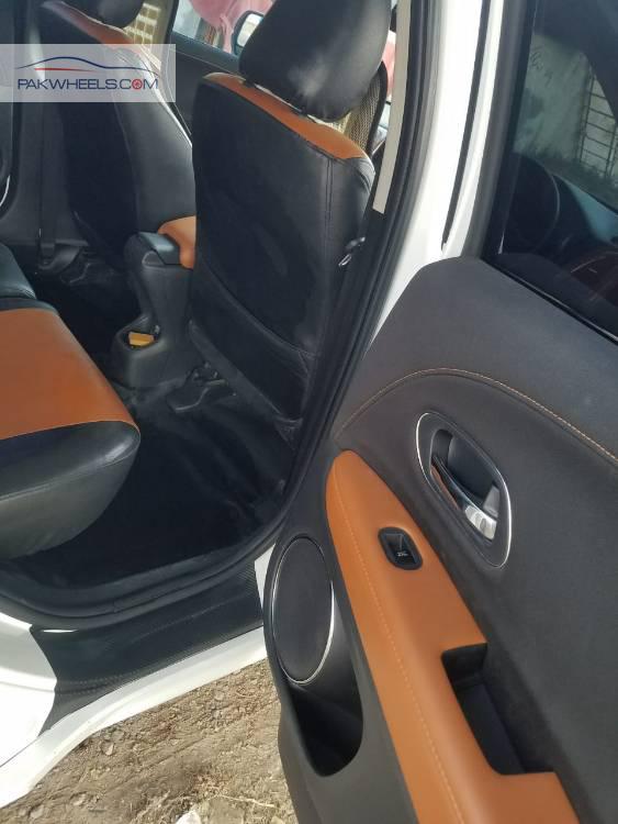 Honda Vezel 2016 for Sale in Rawalpindi Honda Vezel 2016 for Sale in Rawalpindi Image-13