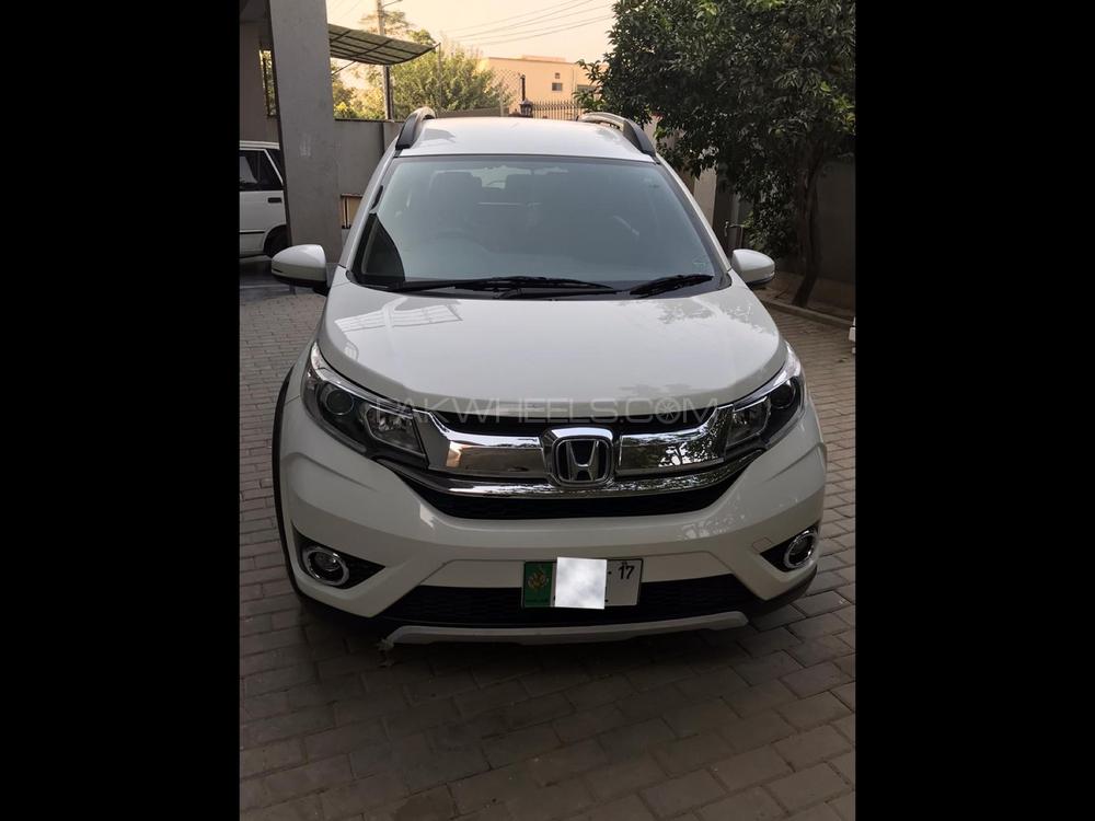 Honda BR-V 2017 for Sale in Lahore Honda BR-V 2017 for Sale in Lahore Image-2