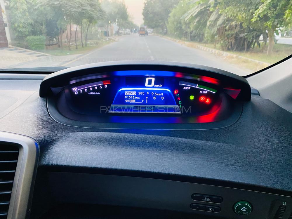 Honda Freed 2013 for Sale in Lahore Honda Freed 2013 for Sale in Lahore Image-17