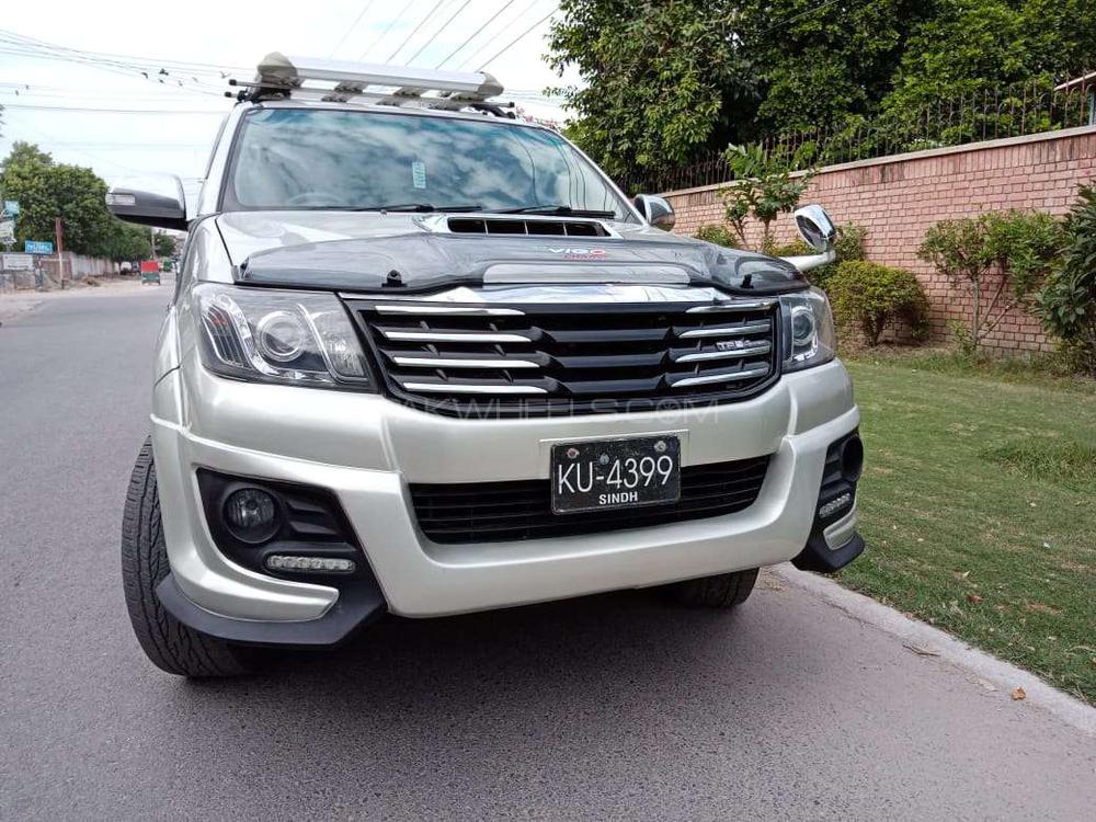 Toyota Hilux 2012 for Sale in Multan Image-1