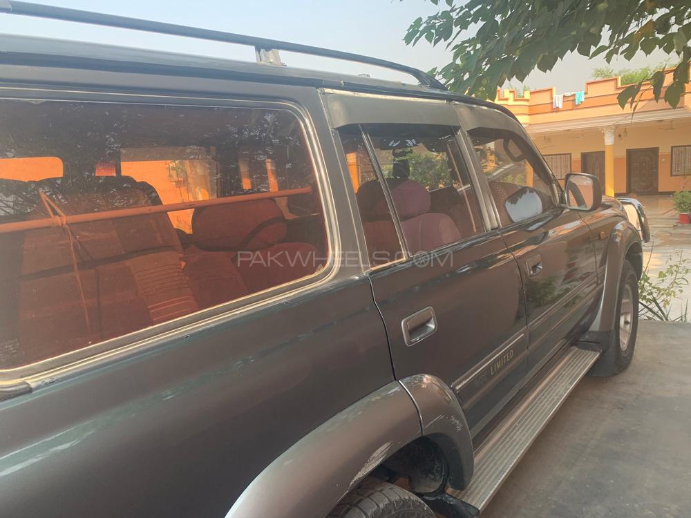 ٹویوٹا لینڈ کروزر 1993 for Sale in ہری پور ٹویوٹا لینڈ کروزر 1993 for Sale in ہری پور Image-12