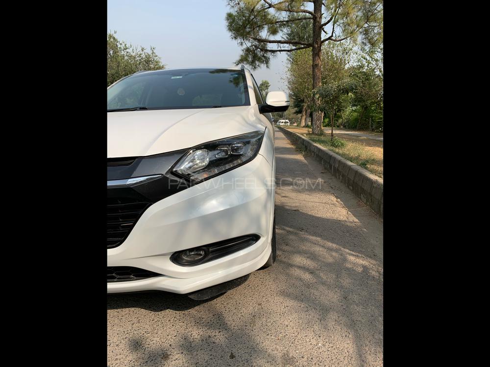 Honda Vezel 2014 for Sale in Islamabad Honda Vezel 2014 for Sale in Islamabad Image-5